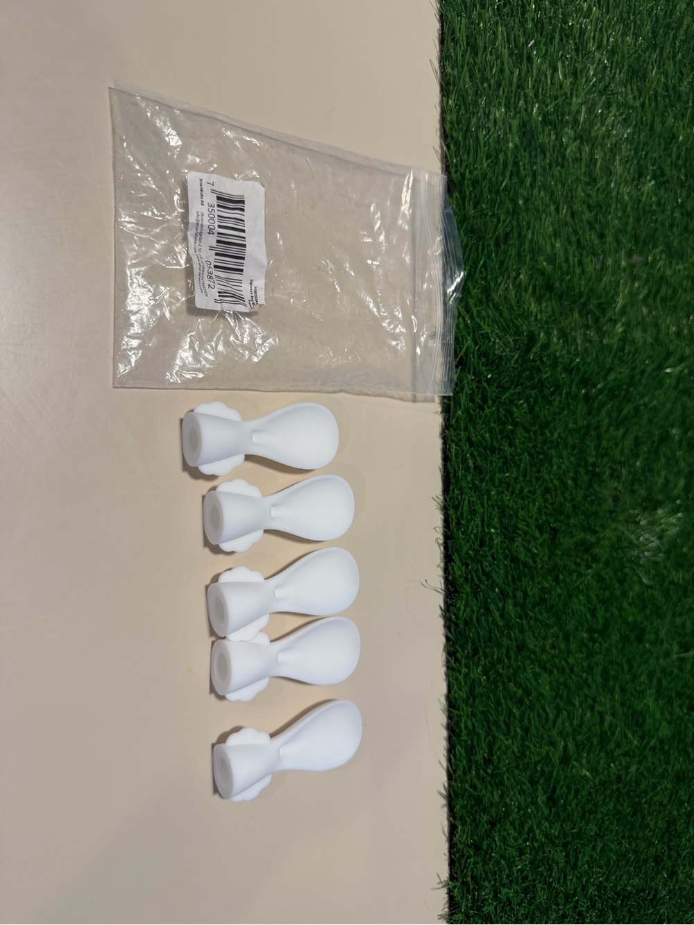 Leak-Proof Silicone Baby Spoon Topper: Easy Attach Spoons for Infant Food Pouche